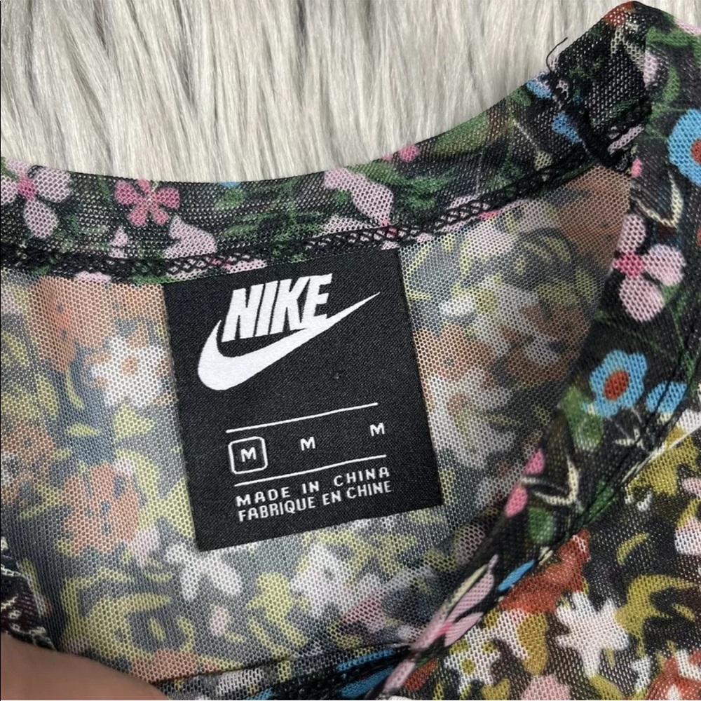Nike Retro Sheer Floral Mesh Top Size Medium - Picture 11 of 12
